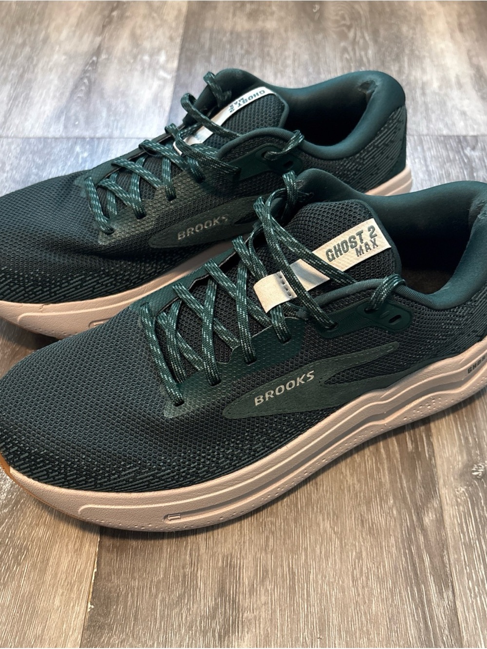 Brooks Men's Ghost Max 2 Running Shoes Green Size 9
